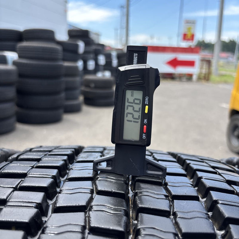 245/70R19.5 DUNLOP SP001 深溝 スタッドレスタイヤ 8本セット:105000円