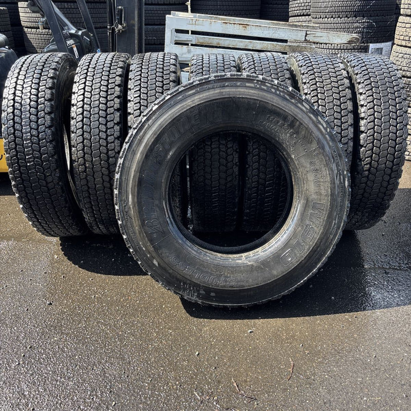 11R22.5 、 16RR. BRIDGESTONE 再生 激安美品　8本セット:112000円