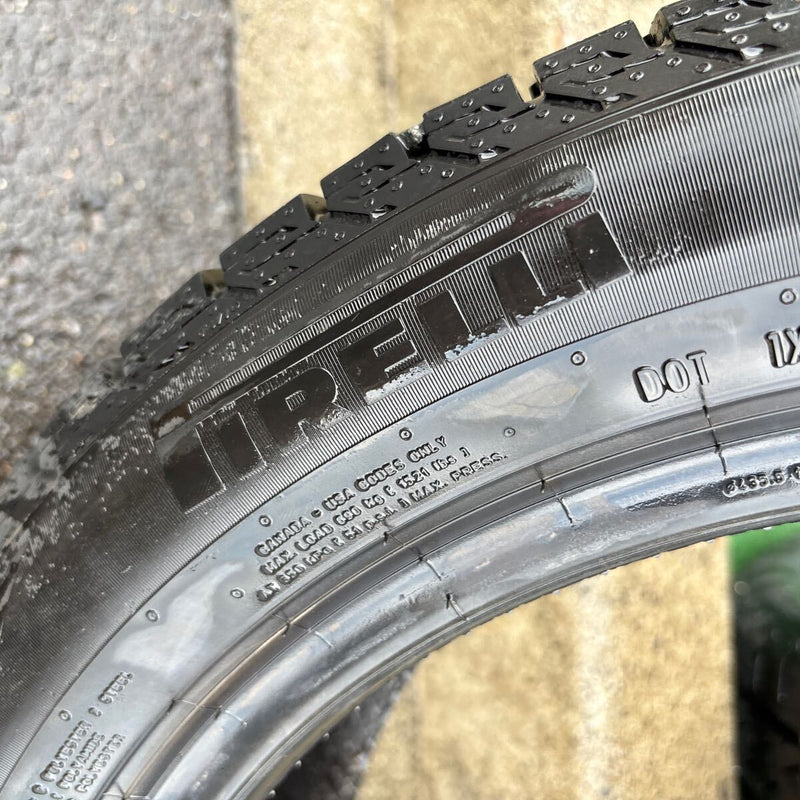 215/50R17 PIRELLI 中古スタッドレスタイヤ2本セット:12000円