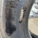 11R22.5 16PR ブリヂストン W900 地山冬タイヤ 1本:13000円(名)