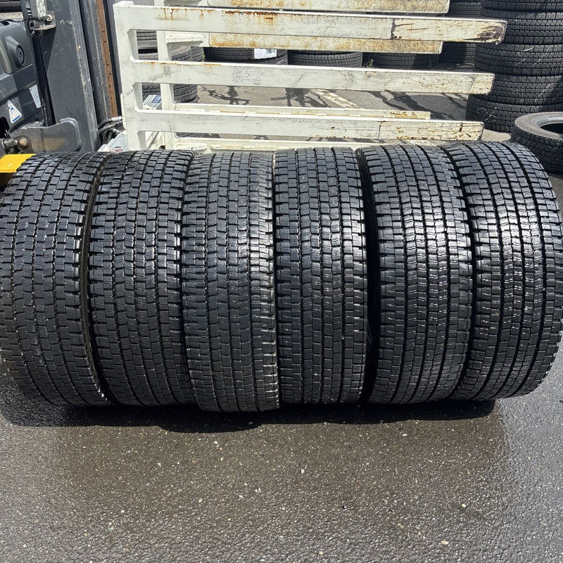245/70R19.5 DUNLOP SP001 地山冬タイヤ6本:79000円