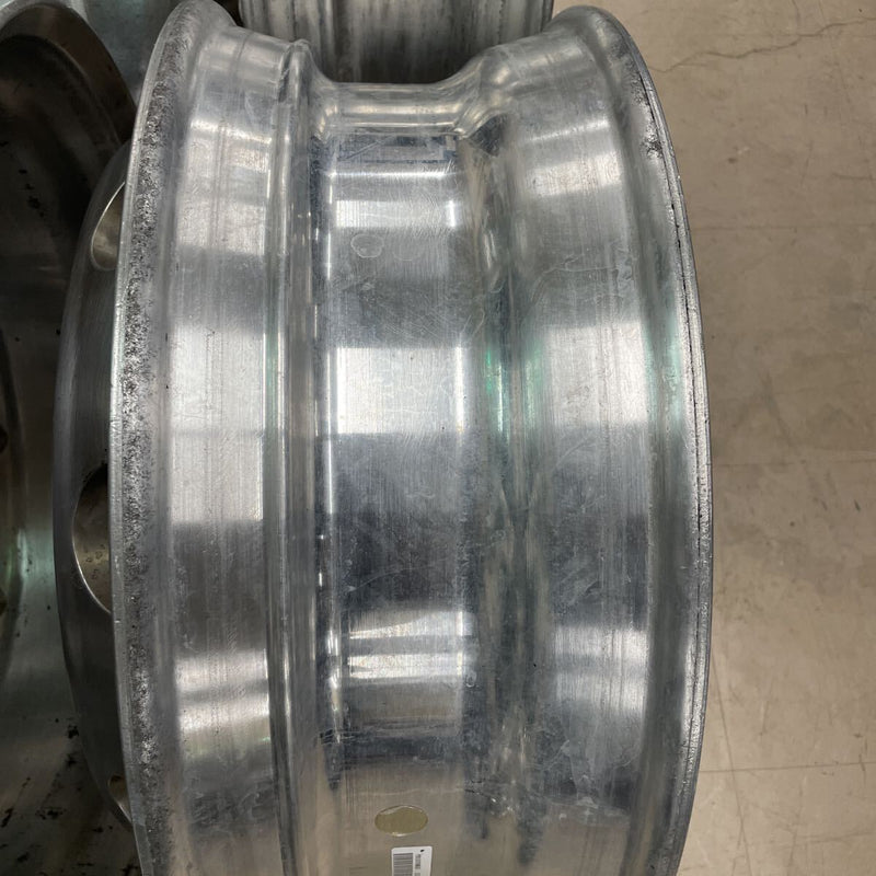 アルコア　アルミホイール　22.5×7.50 . 10穴 (11R 22.5及び275/80R22.5などに使用) 激安美品　　4本セット：64000円
