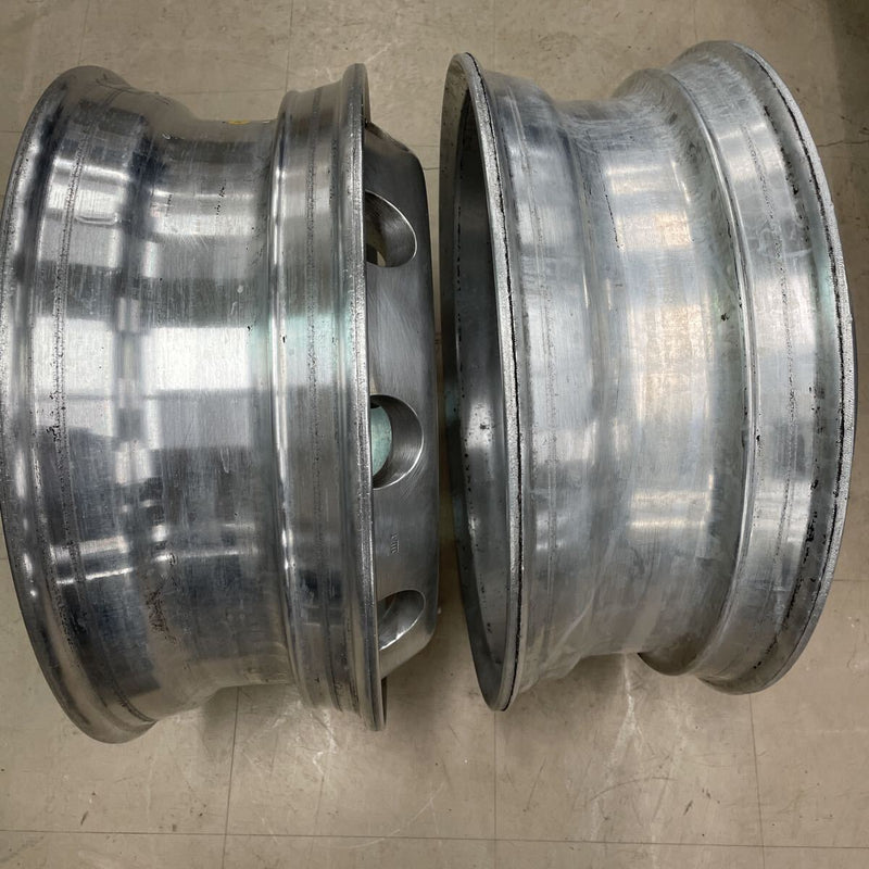アルミホイール　22.5×7.50 . 10穴 (11R 22.5及び275/80R22.5などに使用) 激安美品　　2本セット：30000円