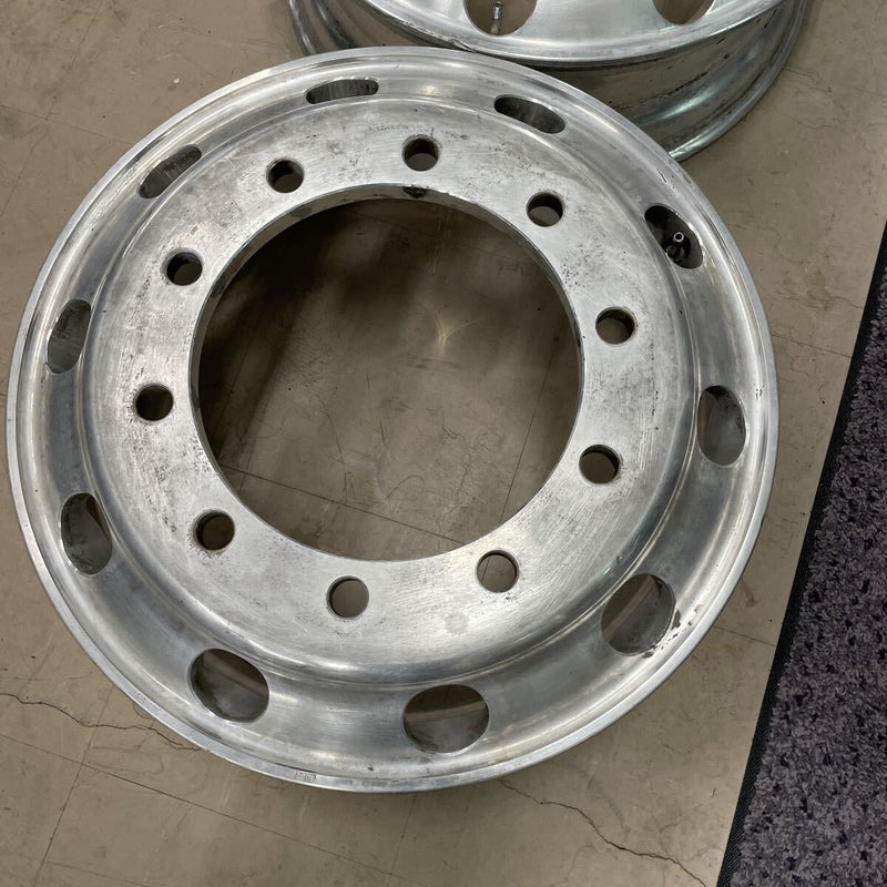 アルミホイール　22.5×7.50 . 10穴 (11R 22.5及び275/80R22.5などに使用) 激安美品　　2本セット：31000円