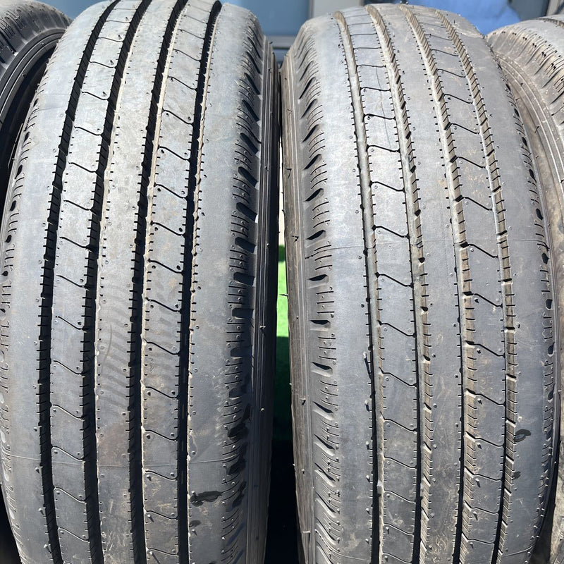 195/75R15 YOKOHAMA, RY01 激安美品　2024年製 イボ付　6本セット:41,000円