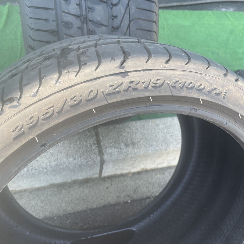 295/30ZR19 , (100Y) 中古　ピレリ　4本セット:15000円
