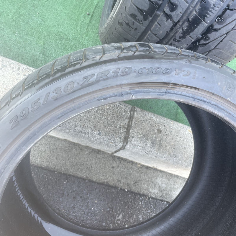 295/30ZR19 , (100Y) 中古　ピレリ　4本セット:15000円