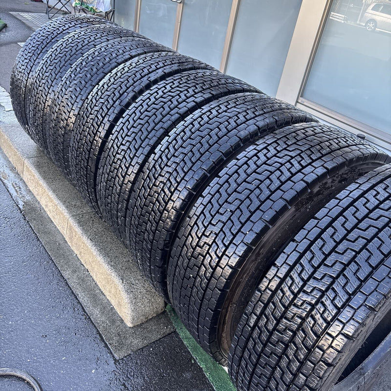 245/70 R19.5 中古　激安美品　　8本セット：80000円