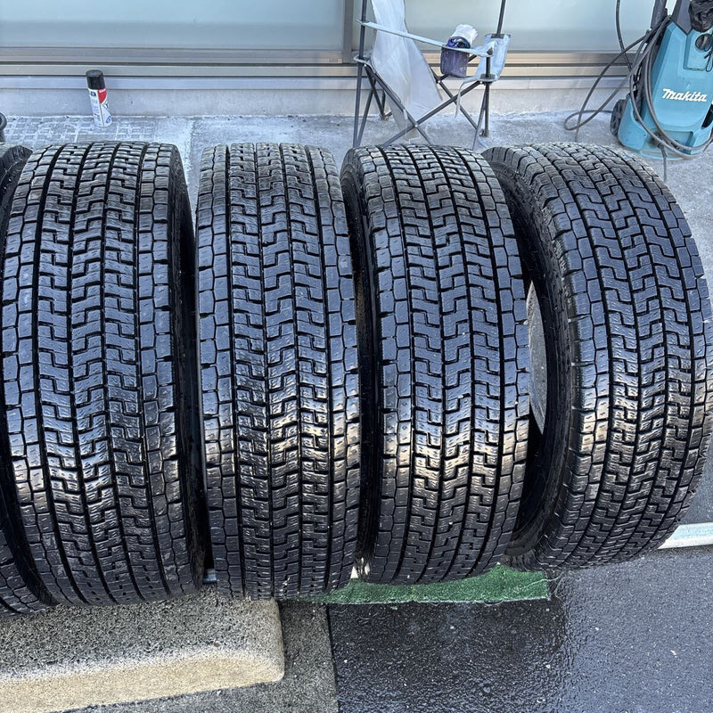 245/70 R19.5 中古　激安美品　　8本セット：80000円