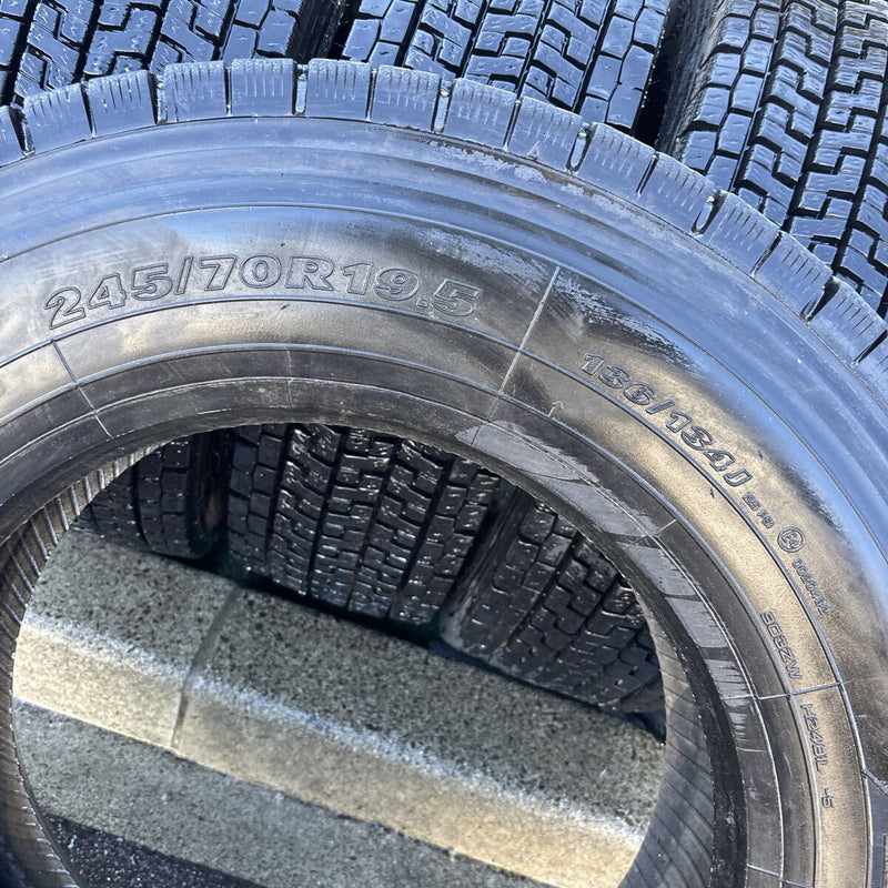 245/70 R19.5 中古　激安美品　　8本セット：80000円