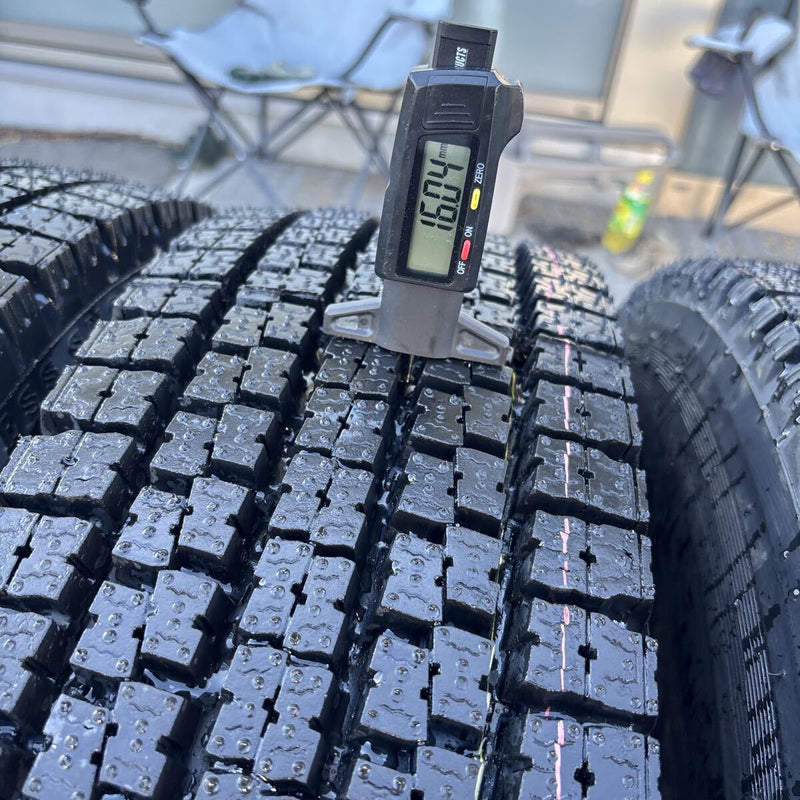 225/80R17.5 中古再生　激安美品　ほほ新品　4本セット：40000円