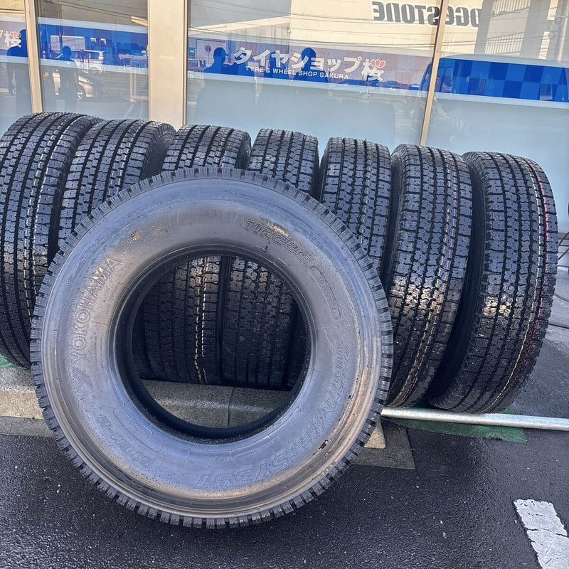 11R22.5 再生新品　(16PRが7本) 激安美品　2024製　8本セット：176000円