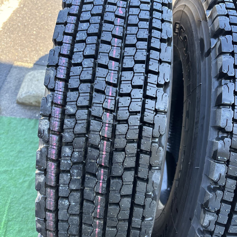 225/80R17.5 ブリヂストン　ほぼ新品　2本セット：20000円