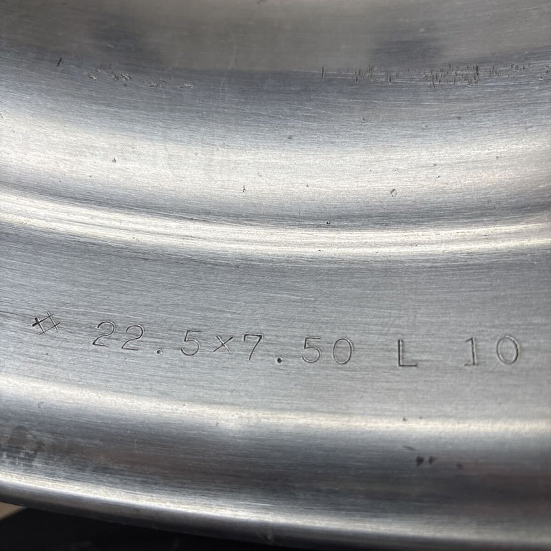中古アルミホイール　22.5×7.50 . 10穴 (11R 22.5及び275/80R22.5などに使用) 激安美品　　4本セット：66000円