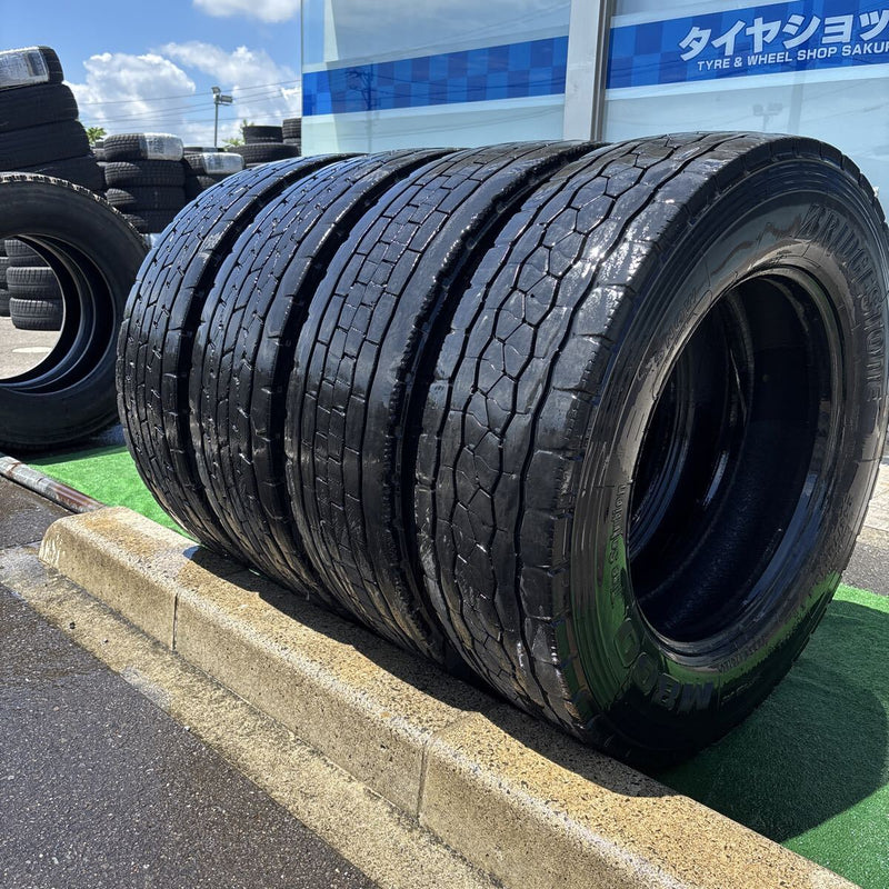 245/70R19.5 中古ミックスタイヤ　激安美品　4本セット：26000円