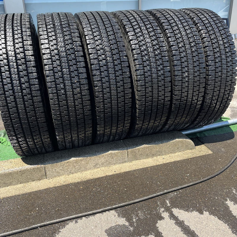 11R22.5 16PR 再生中古スタッドレス　M929 激安美品　6本セット:117,000円