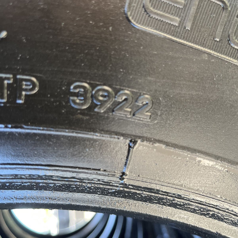 11R22.5 16PR 再生中古スタッドレス　M929 激安美品　6本セット:117,000円
