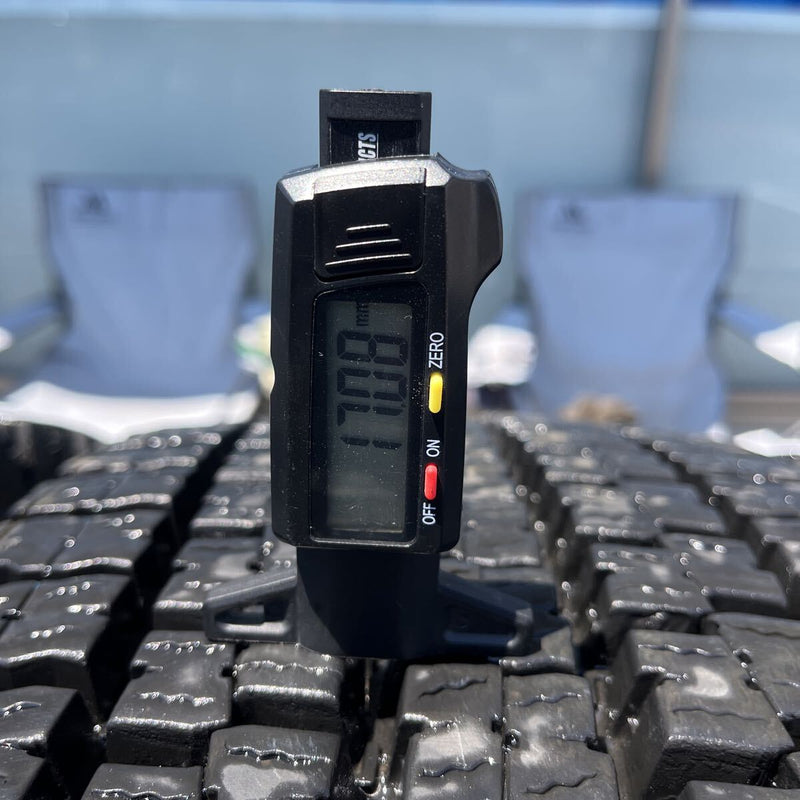 11R22.5 16PR 再生中古スタッドレス　M929 激安美品　6本セット:117,000円
