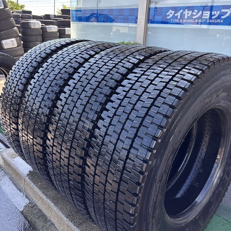 295/80R22.5 DUNLOP. SP001. 2023年製　激安美品　4本セット：80000円