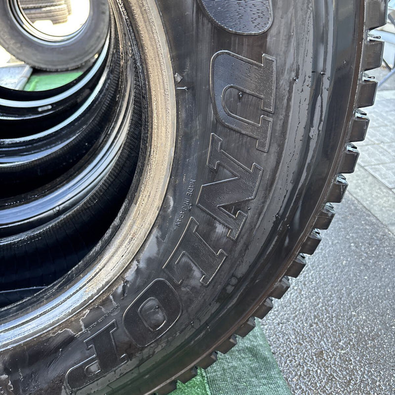 295/80R22.5 DUNLOP. SP001. 2023年製　激安美品　4本セット：80000円