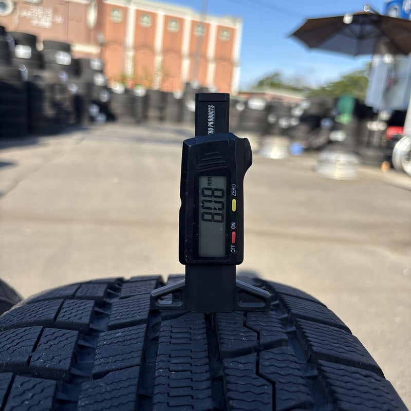225/65R17 TOYO TATX 中古スタッドレスタイヤ 4本セット:22000円