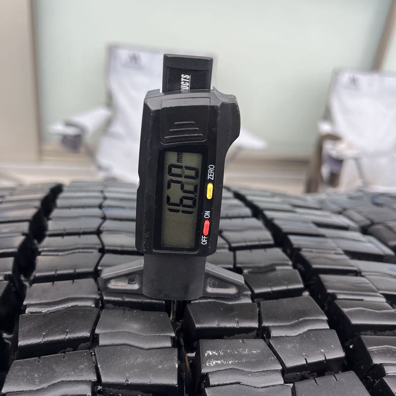 295/80R22.5 DUNLOP SP001 スタッドレス　8本セット:176000円