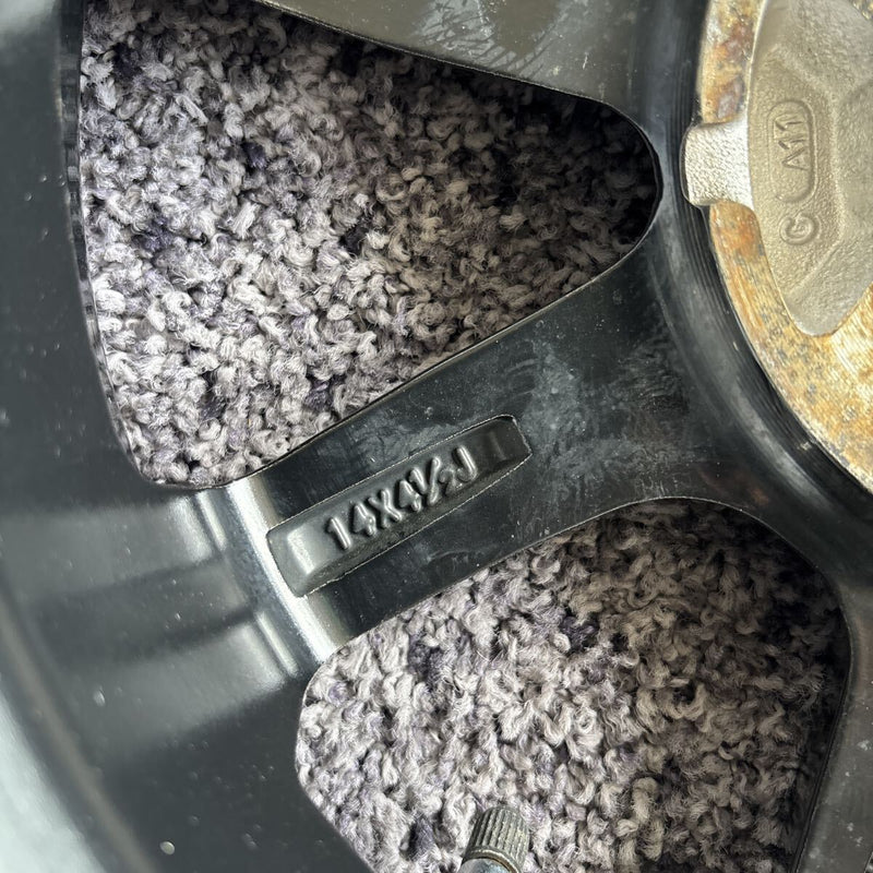 155/65R14 YOKOHAMA ホイール付きスタッドレスタイヤ4本セット:33000円①