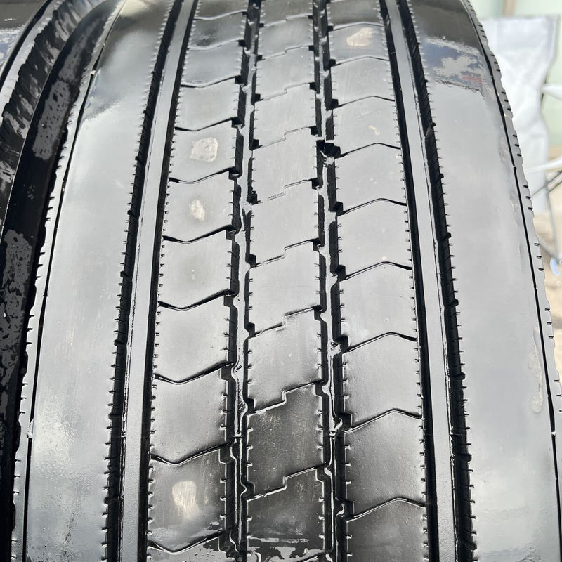 295/80R22.5, 153/150J, BRIDGESTONE, 激安美品　2022年製 4本セット:60,000円