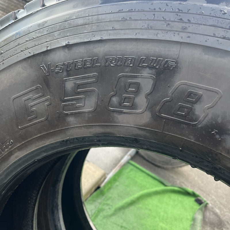 11R22.5 16PR BRIDGESTONE, G588 激安美品　 2本セット:25,000円