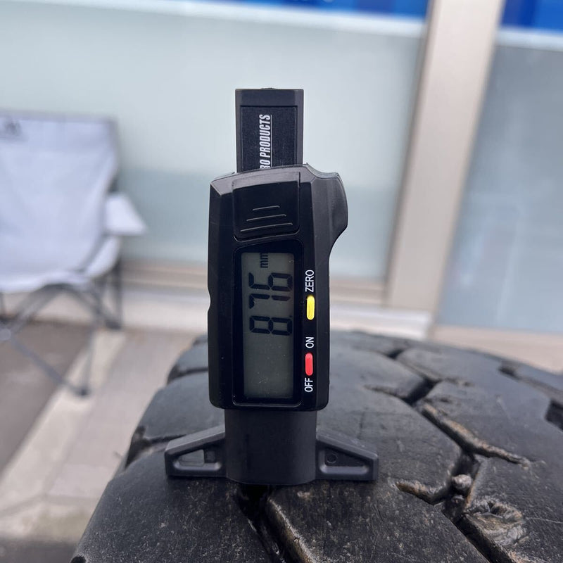 11R22.5 16PR BRIDGESTONE, G588 激安美品　 2本セット:25,000円