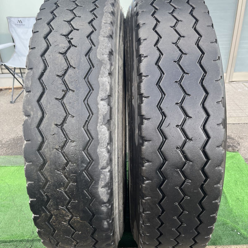 11R22.5 16PR BRIDGESTONE, G588 激安美品　 2本セット:25,000円