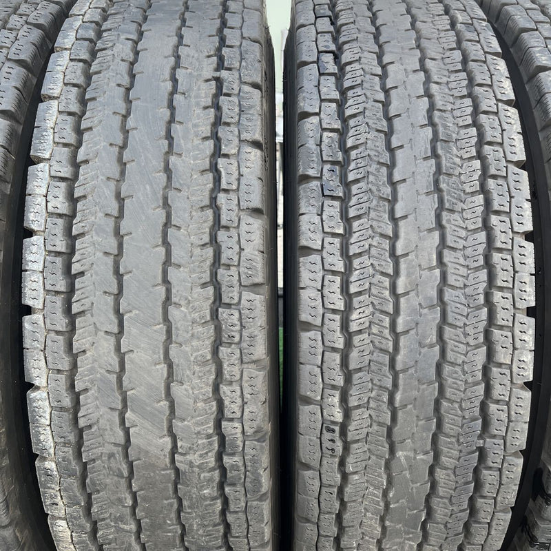 11R22.5 16PR YOKOHAMA, 905W 激安美品　2022年製 8本セット:96,000円