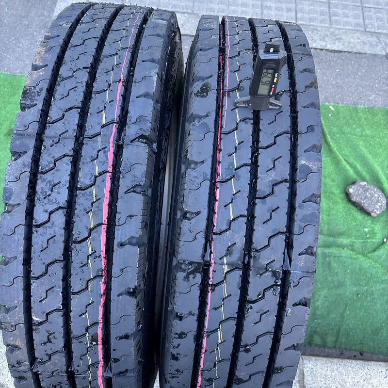 225/80R 17.5 中古　再生　激安美品　ほぼ新品　2本セット：20800円