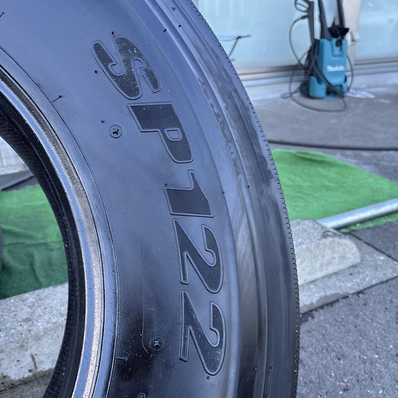11R22.5 ダンロップ　激安美品　2022年製　2本セット：31000円