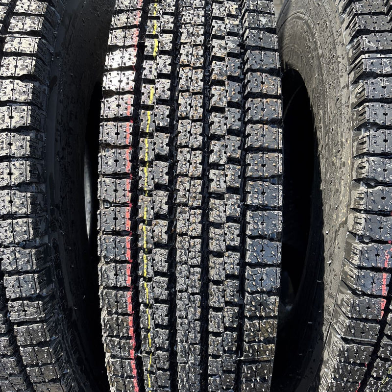 225/80R17.5 再生スタッドレス　 M929. 激安美品　4本セット：44000円