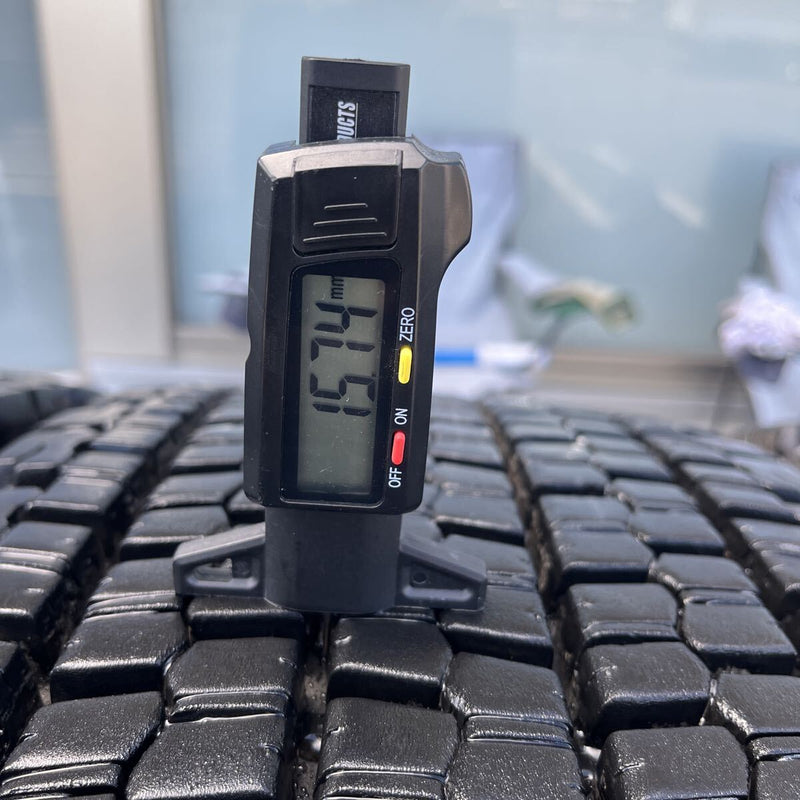 11R22.5 BRIDGESTONE, W900 激安美品　2022年製 4本セット:72,000円
