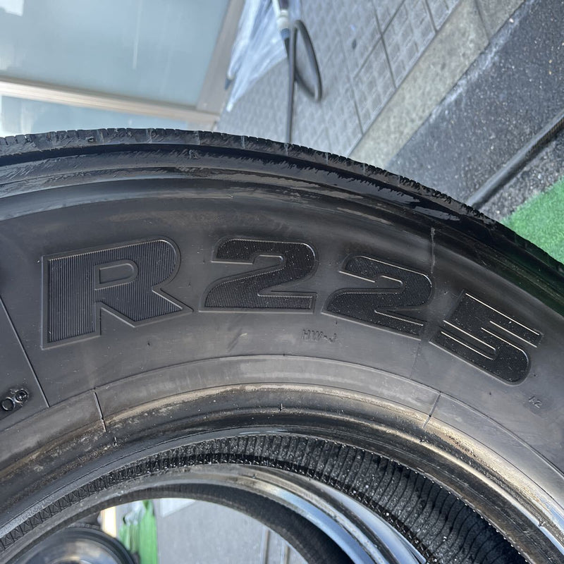 295/80R22.5 BRIDGESTONE, R225 激安美品 2本セット:36,000円