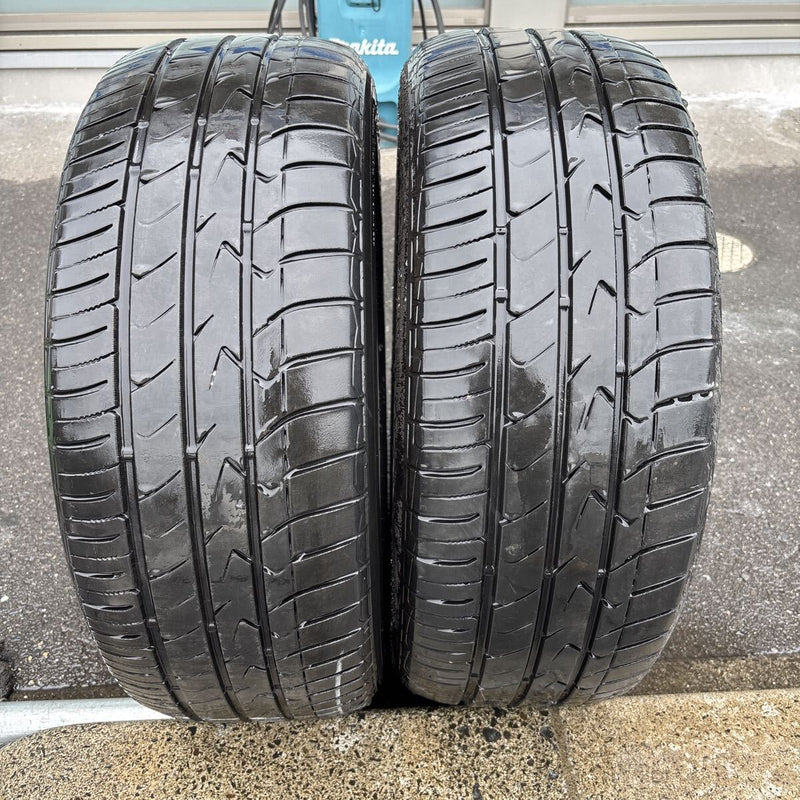 225/55R17 TOYO 中古夏タイヤ2本セット:13000円