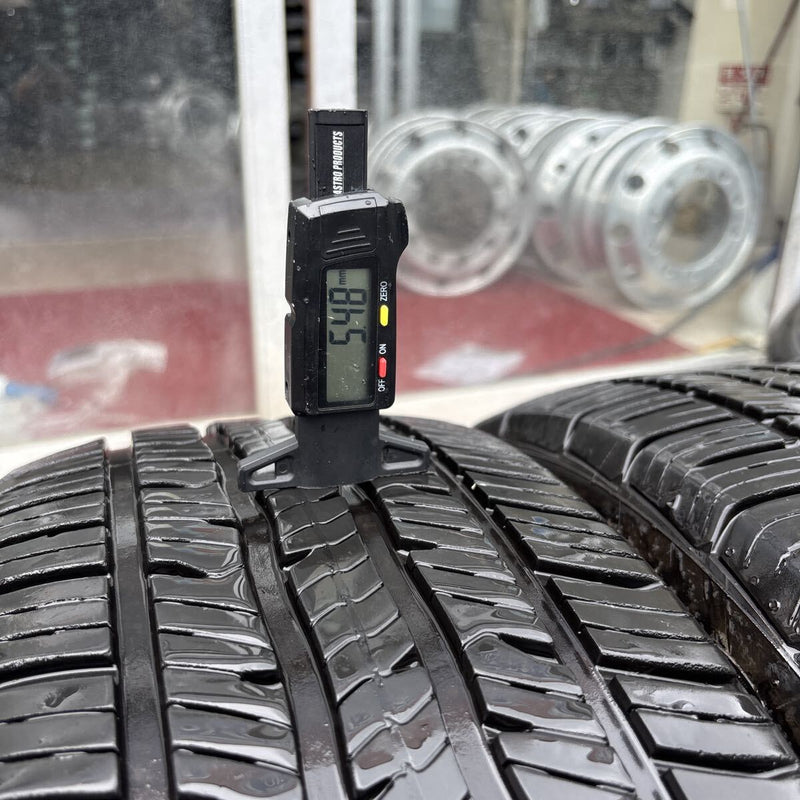215/55R17 BF Goodrich 2021年製　夏タイヤ 4本セット:26000円