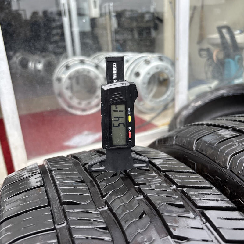 215/55R17 BF Goodrich 2021年製　夏タイヤ 4本セット:26000円
