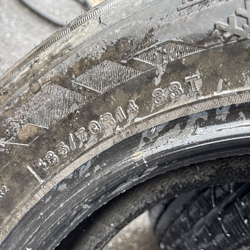 185/70R14 ZEETEX WP1000 中古冬タイヤ 4本セット:12000円