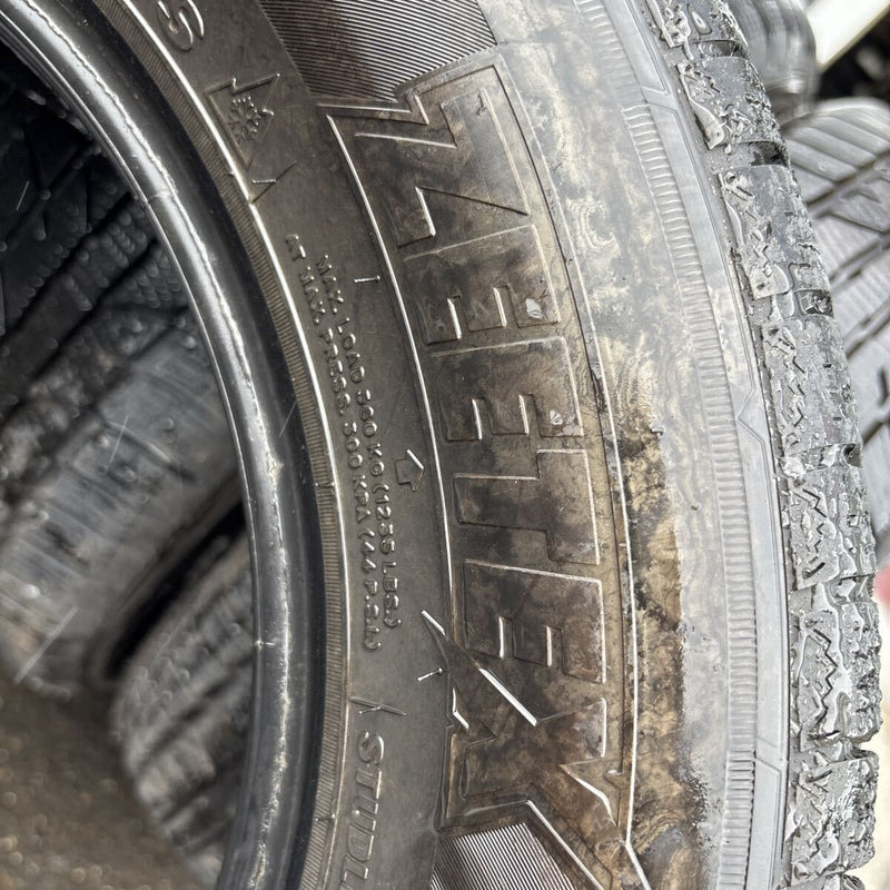 185/70R14 ZEETEX WP1000 中古冬タイヤ 4本セット:12000円