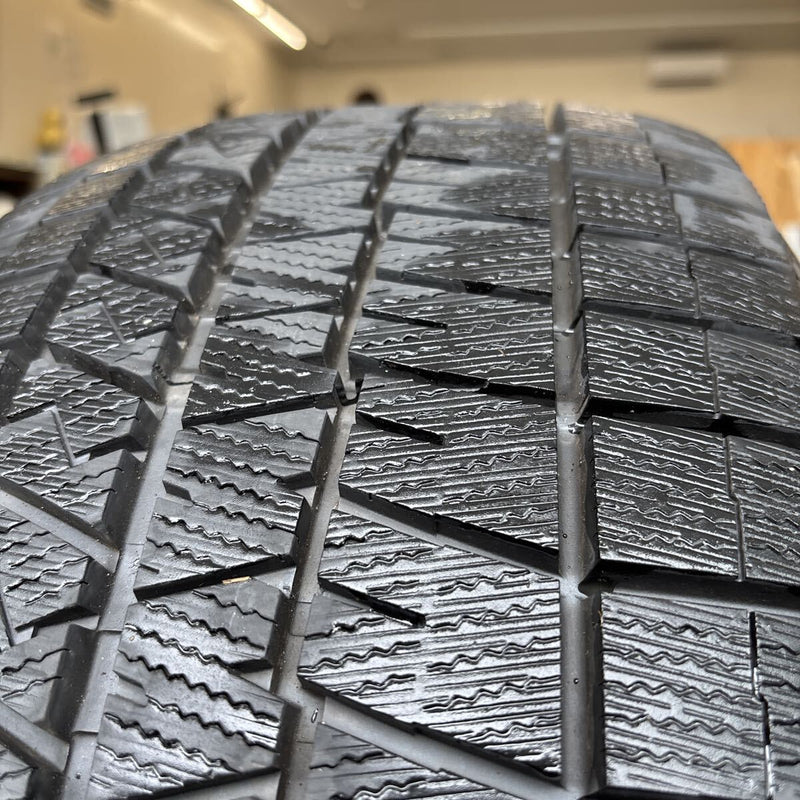 245/50R18 DUNLOP WM03 中古スタッドレスタイヤ1本:12000円