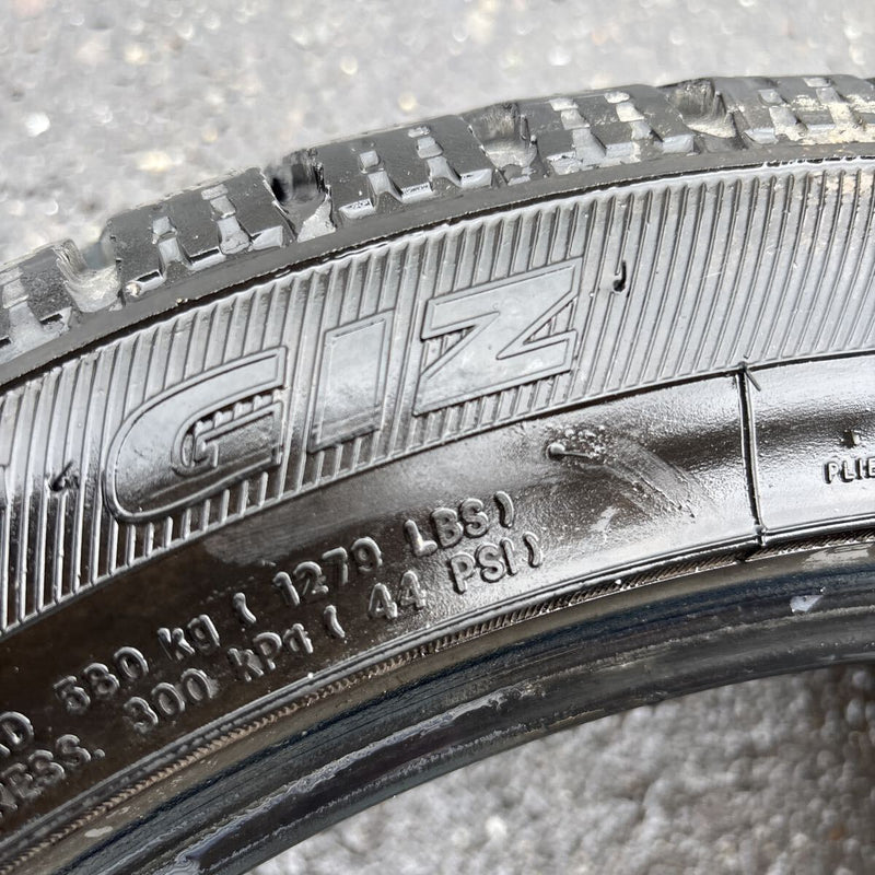 205/50R17 TOYO GIZ 中古スタッドレス　2020年製 2本セット　11,000円