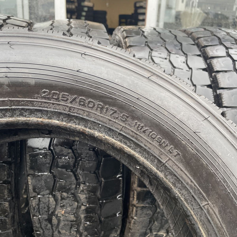 205/60R17.5 ダンロップ　2022年UP 6本セット：24000円