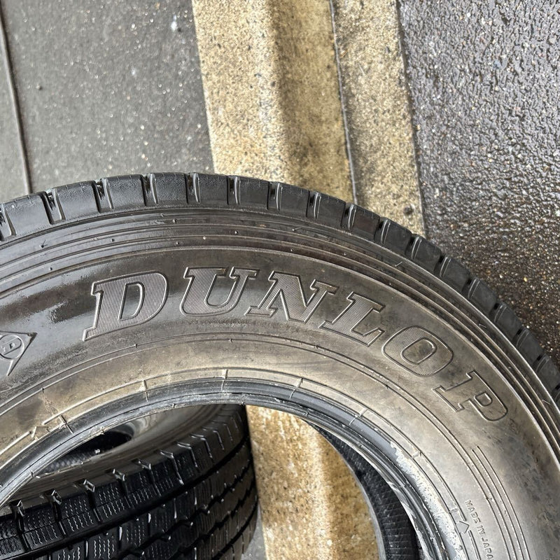 215/85R16 120/118L LT DUNLOP LT03 中古スタッドレスタイヤ２本セット:12000円
