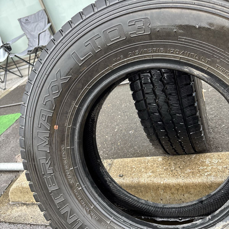 215/85R16 120/118L LT DUNLOP LT03 中古スタッドレスタイヤ２本セット:12000円