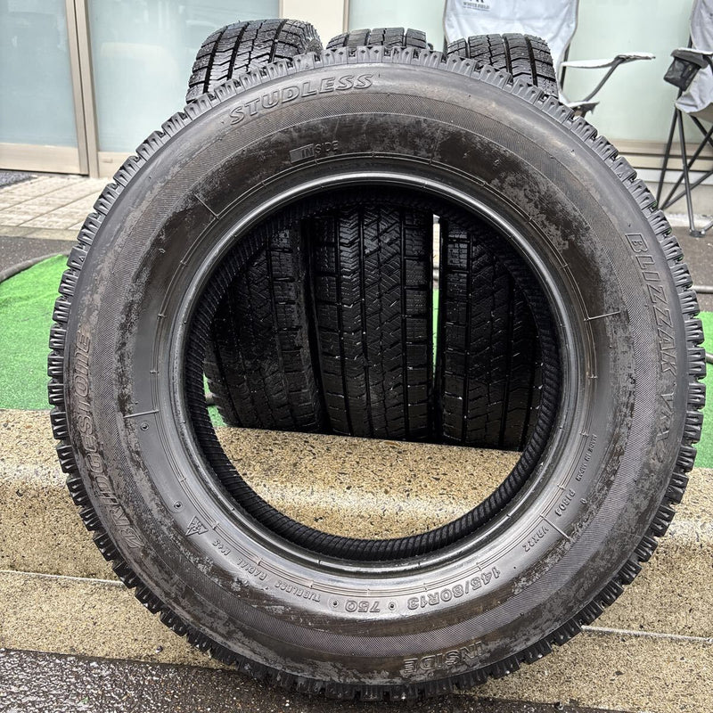 145/80R13 BRIDGESTONE 中古スタッドレスタイヤ4本セット:12000円