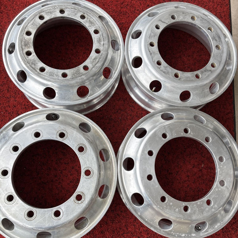 アルミホイール　22.5×7.50 . 10穴 (11R 22.5及び275/80R22.5などに使用) 激安　4本セット：68500円