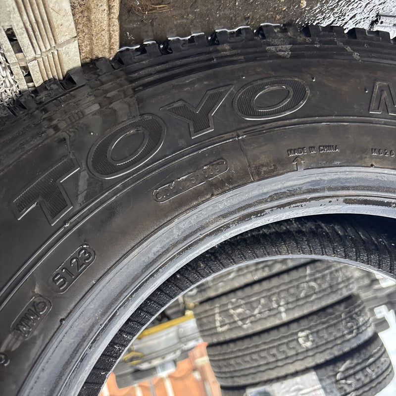 225/80R17.5 TOYO M626 中古ミックスタイヤ　1本:6500円